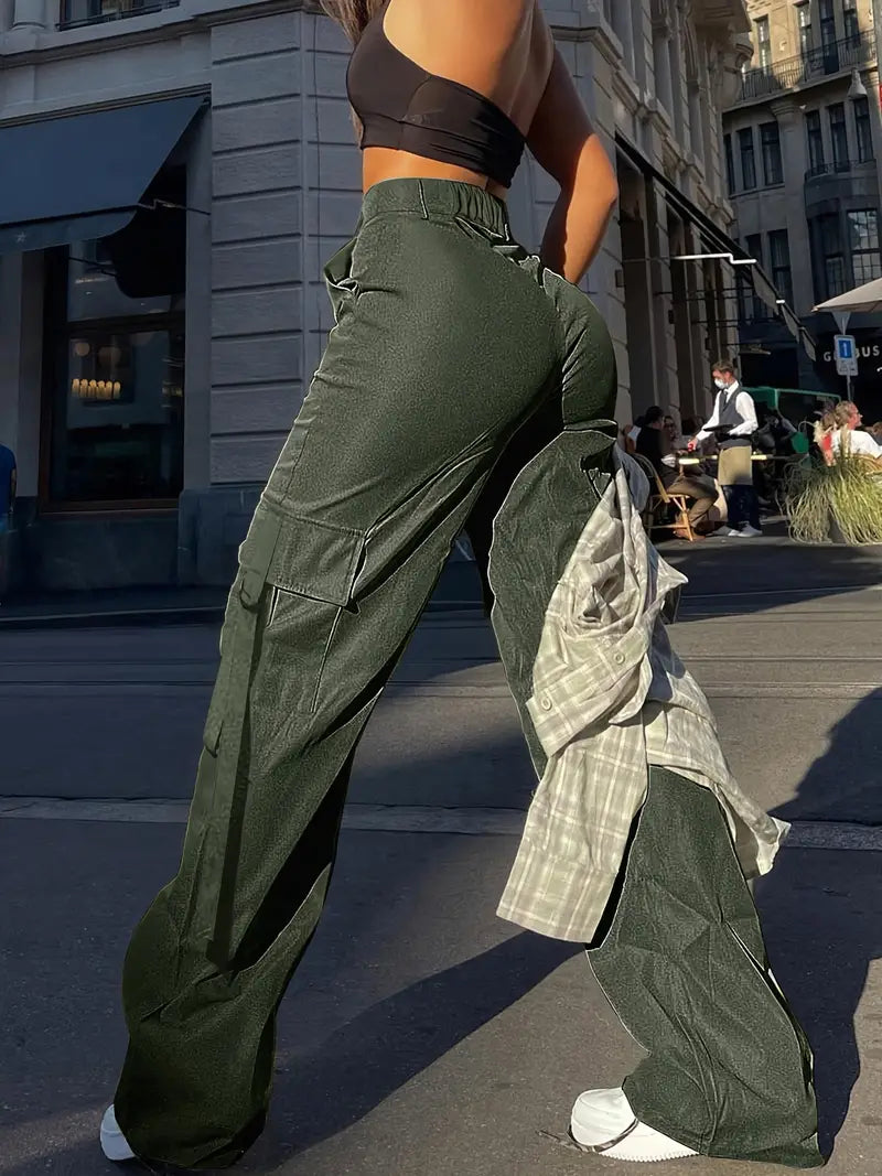 Ropa casual mujer: pantalón cargo moderno y versátil.