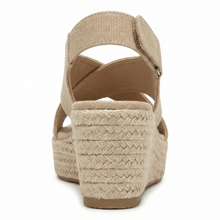 Alpargatas de cuña para mujer, diseño versátil y cómodo. Calzado de verano con plataforma y estilo.
