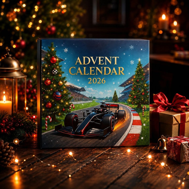 Muestra de las 24 sorpresas del Calendario de Adviento F1, incluyendo coches y accesorios de automovilismo. Regalo ideal.