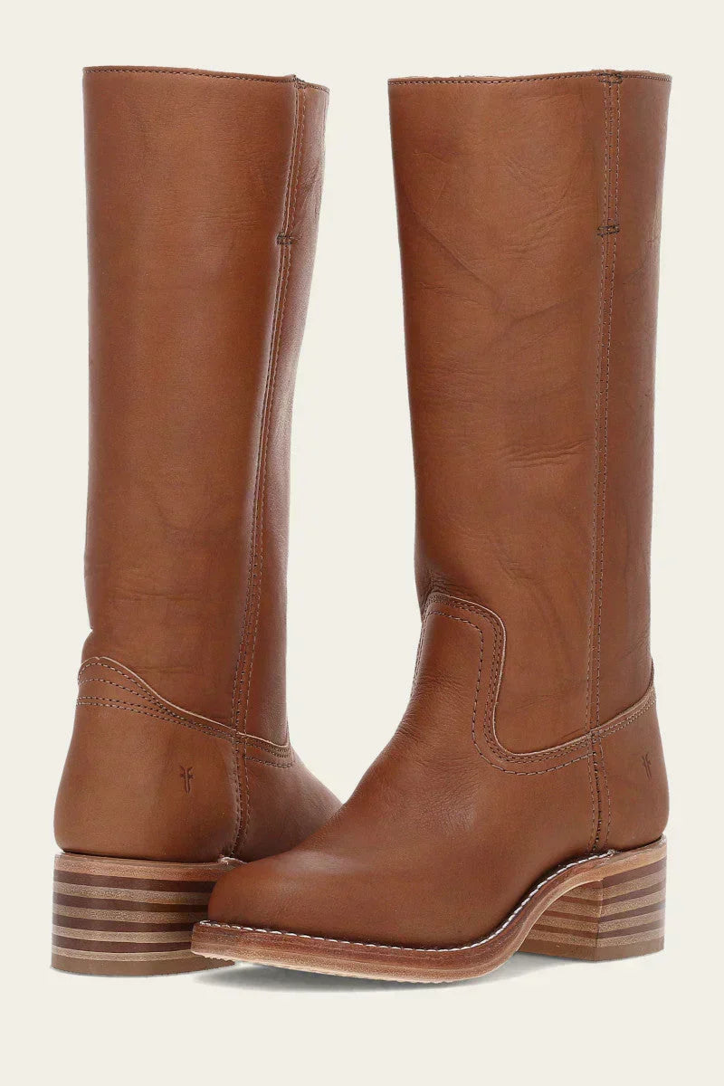 Moda femenina: botines de cuero flexible con tacón, diseño sofisticado y materiales de calidad.
