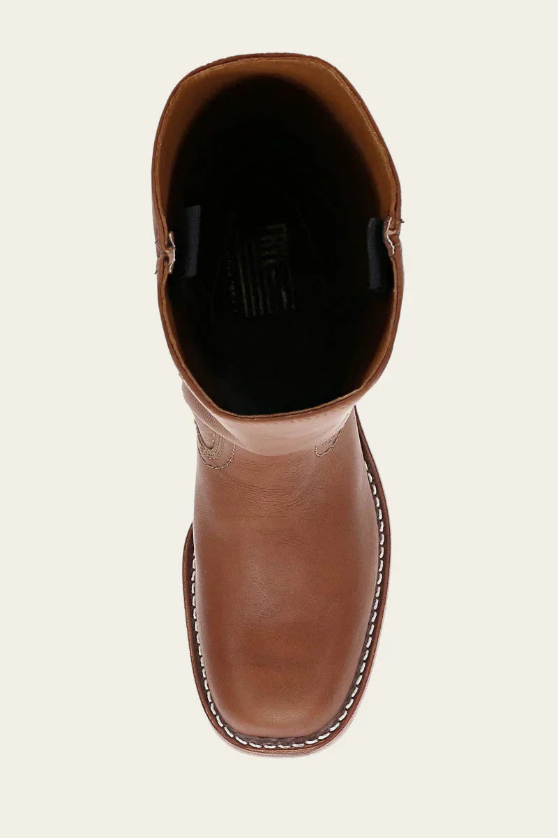 Botas de mujer, cuero flexible y tacón, perfectas para un estilo elegante, cómodo y duradero.
