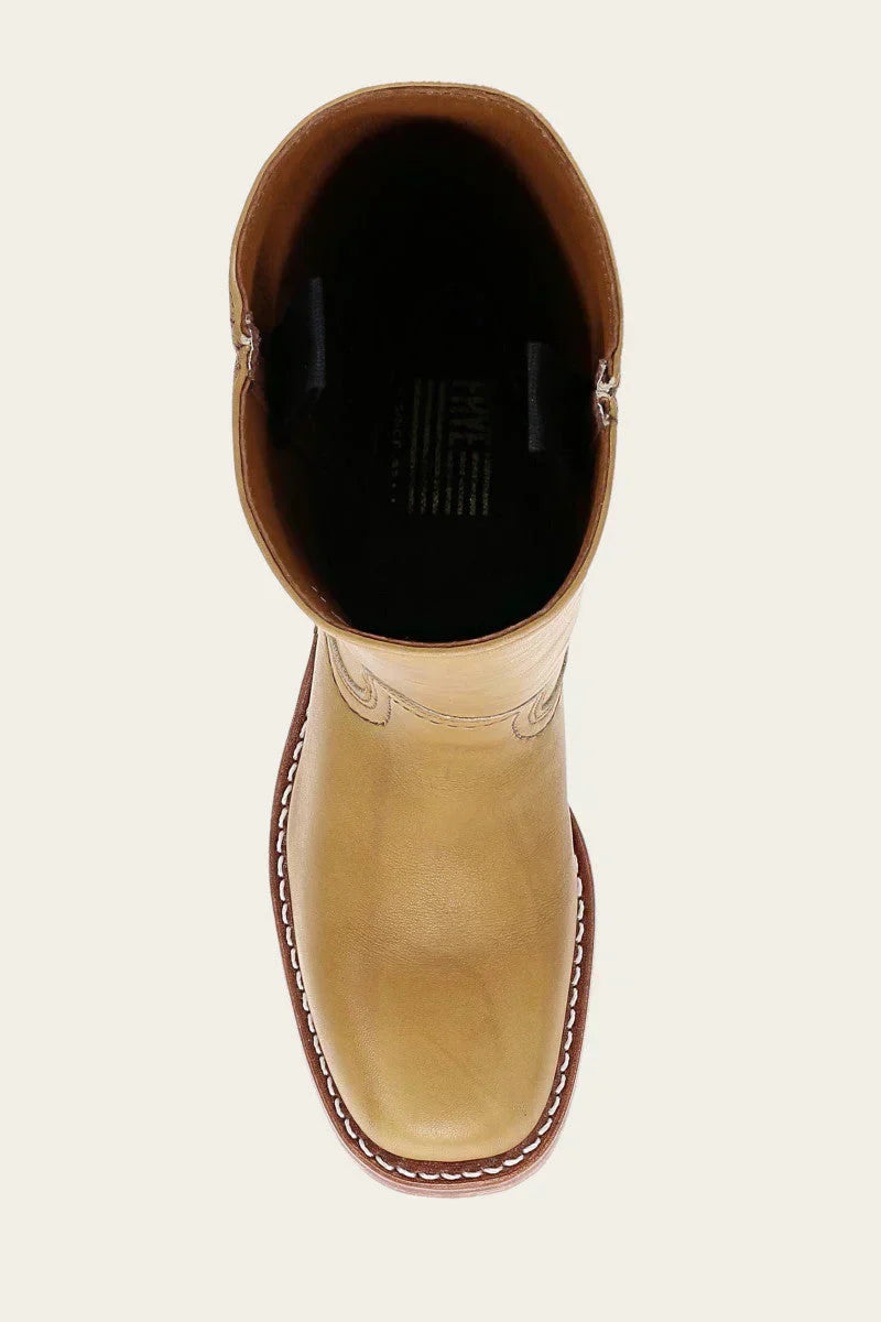 Botines de cuero flexible con tacón para mujer, máxima comodidad y elegancia en cada paso.