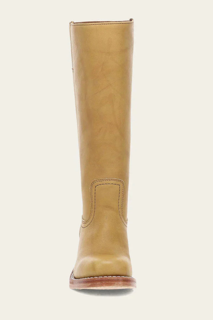 Calzado de moda: botas de cuero flexible para mujer con tacón que estiliza tu figura con elegancia.