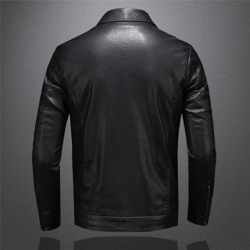 Moda masculina: Chaqueta de hombre elegante con cremallera, perfecta para un look casual o formal en primavera.