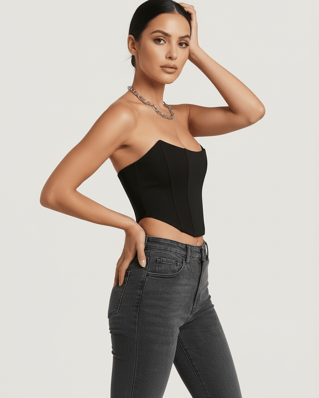Elegante top corsé celeste sin tirantes para mujer, perfecto para looks de noche o fiesta.