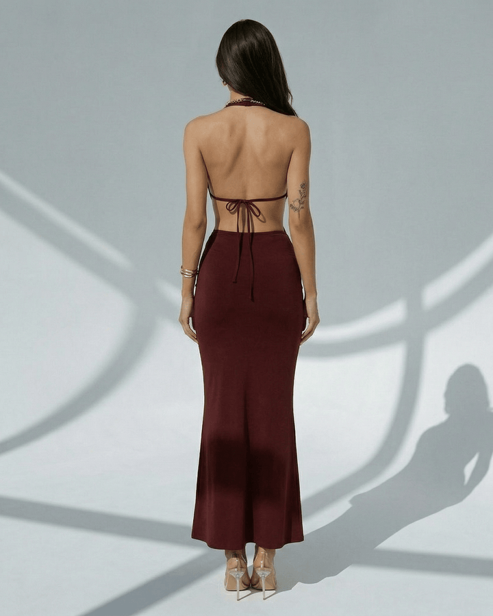 Vestido largo de noche celeste, ajuste bodycon, escote en V, moda femenina formal y sofisticada.