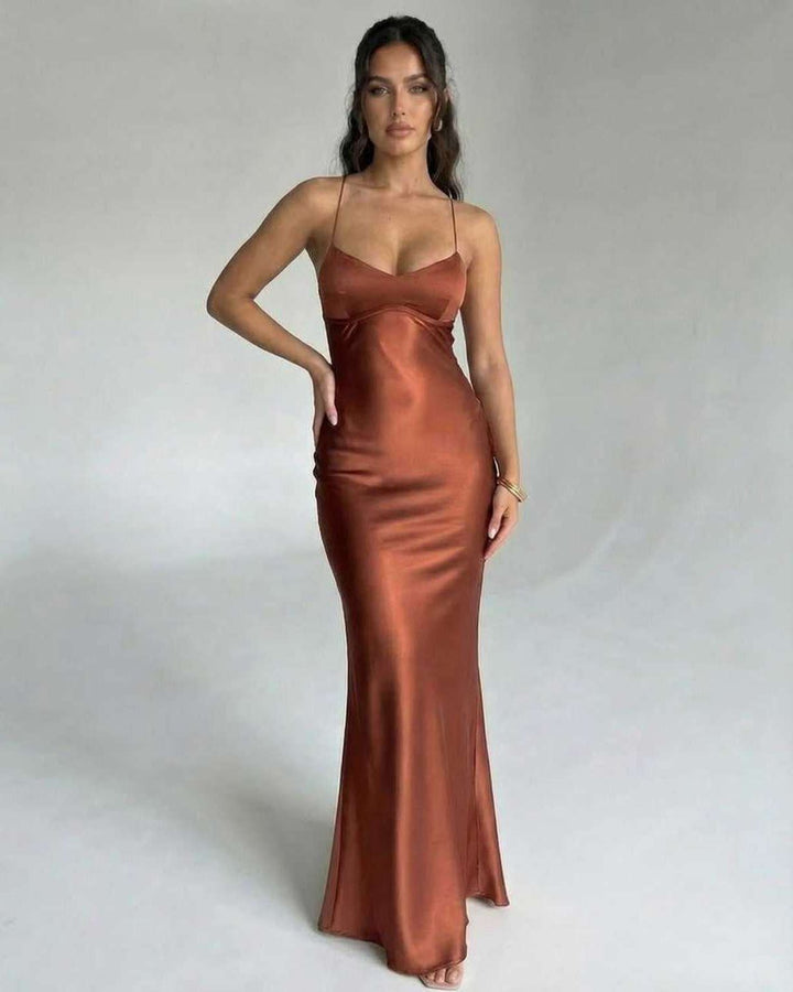 Vestido maxi blanco de fiesta para mujer, con escote en V y espalda descubierta. Ropa formal.