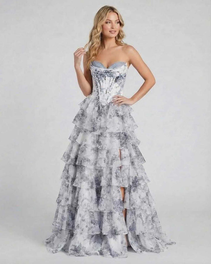 Vestido maxi blanco floral fluido, diseño elegante para eventos de gala. Vestido largo y sofisticado para mujer.