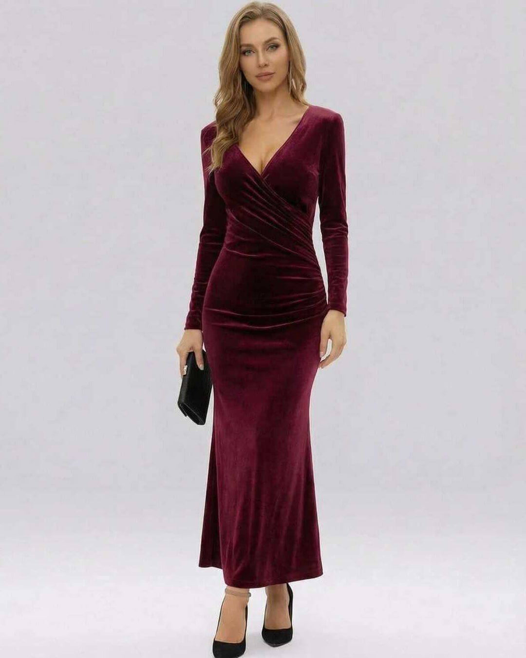 Vestido maxi celeste elegante para mujer, escote V y manga larga, ideal para fiestas y eventos de noche.
