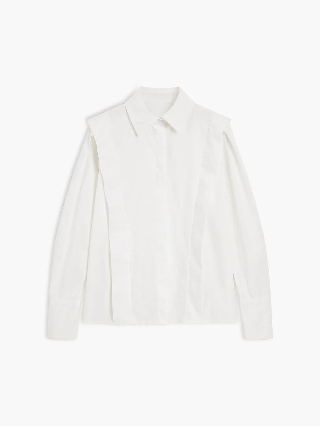 Blusa elegante de mujer, camisa cuadrada con botones, moda femenina actual y chic.