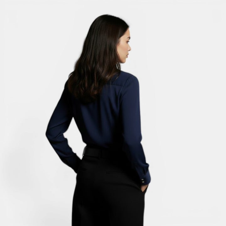 Camisa casual de mujer, estilo holgado con botones, ideal para el día a día o la oficina.