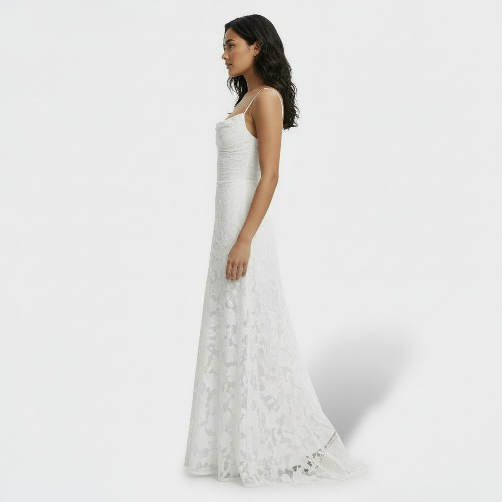Vestido largo de mujer, floral y con espalda abierta. Perfecto para un look elegante en noches de verano.