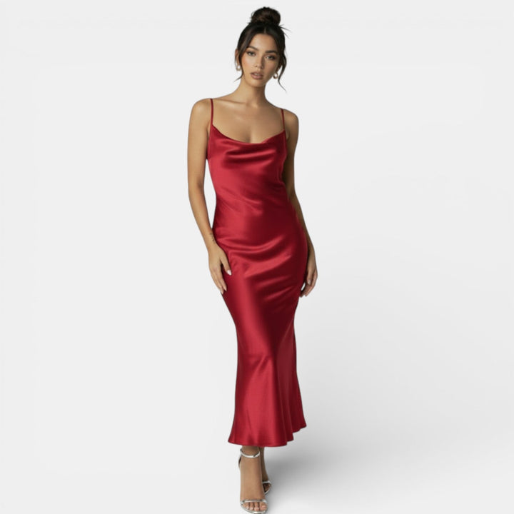 Vestido de satín elegante para mujer, ideal para fiestas y noches. Moda formal femenina.