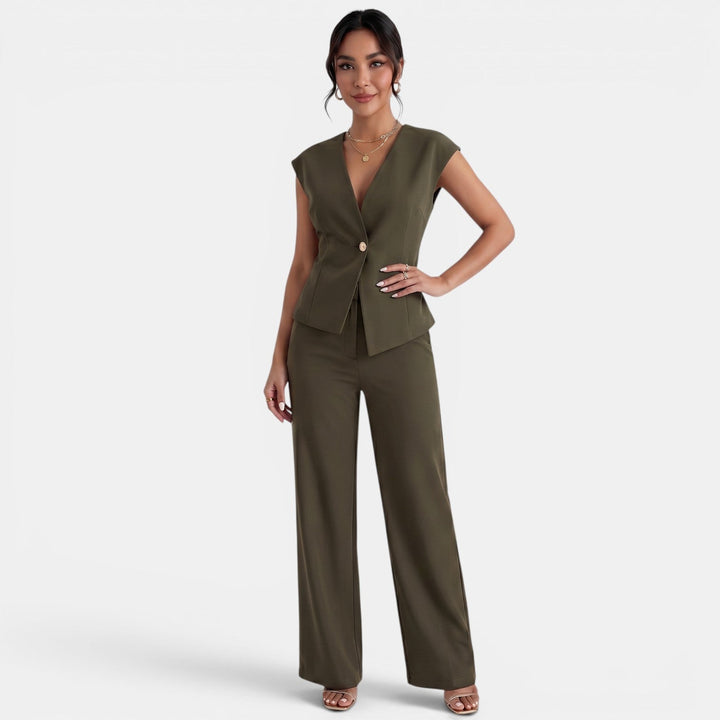 Elegante conjunto de dos piezas para mujer, con blazer a medida y pantalón de pierna ancha.