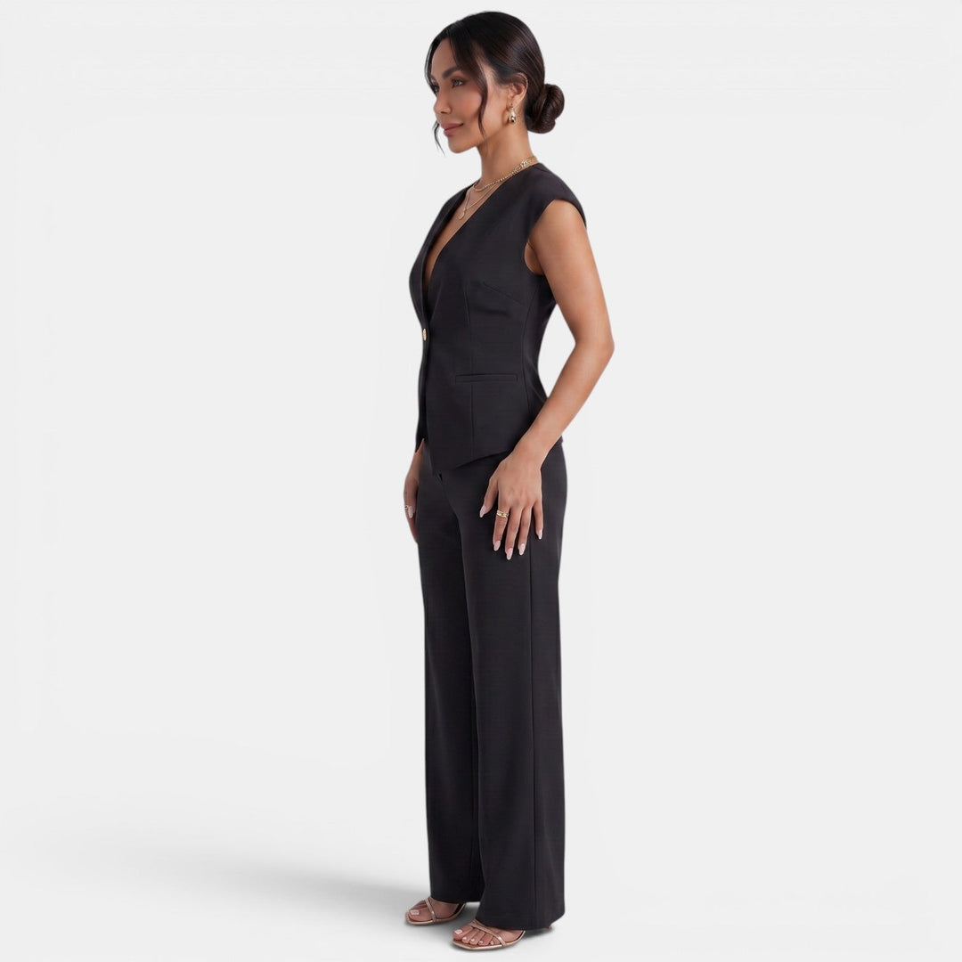 Ropa femenina formal: Conjunto de blazer y pantalón de pierna ancha. Estilo y confort para trabajar.