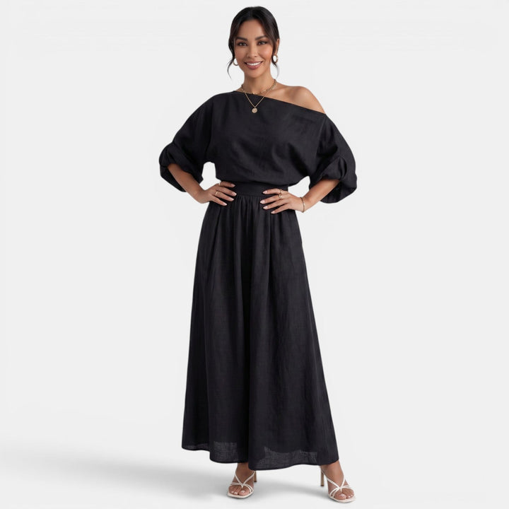 Conjunto mujer top Bardot y pantalón fluido, moda tallas grandes elegante.