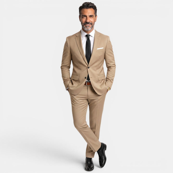 Traje elegante de hombre con solapa de muesca, dos piezas. Ideal para bodas, fiestas y eventos formales.