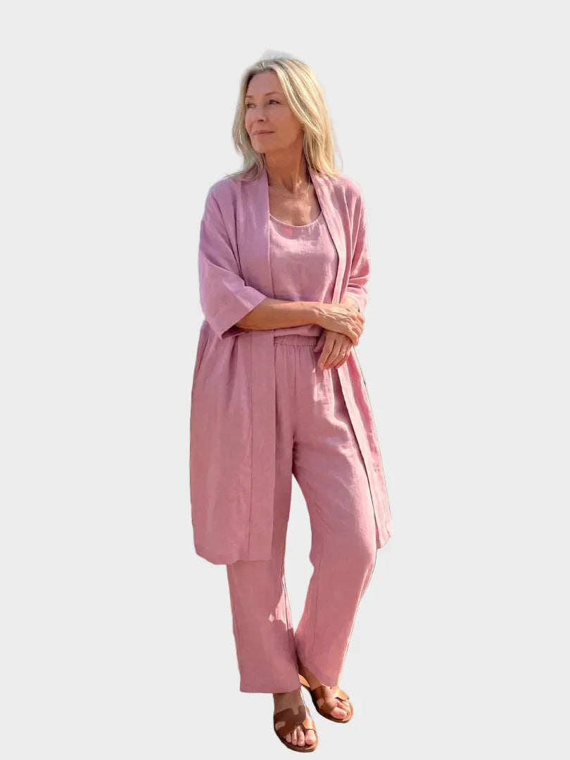 Ropa de lino mujer, fresca y moderna. Conjunto de tres piezas para un estilo veraniego con pantalón ancho.