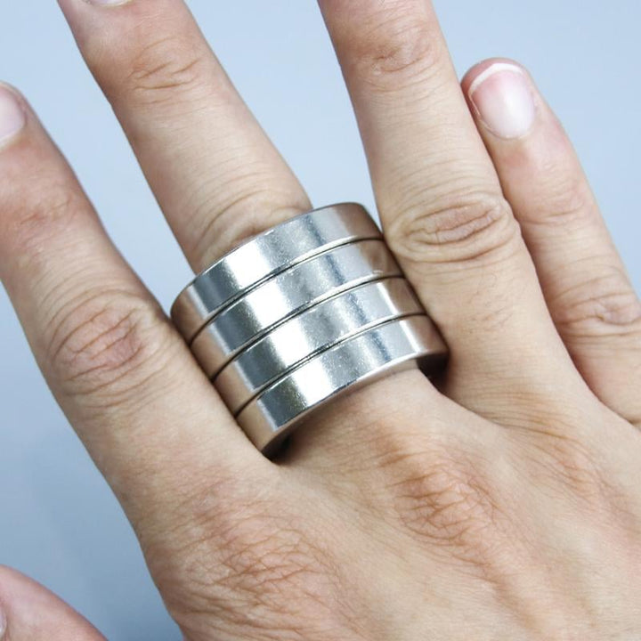Regalo de relajación: Anillo antiestrés plegable para el bienestar mental. Herramienta fidget que alivia la ansiedad.