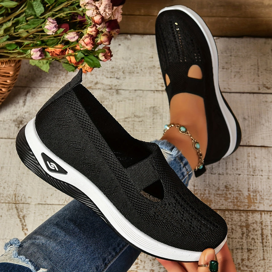 Zapatillas verdes sin cordones para mujer. Ajuste ergonómico y transpirable, perfectas para uso diario casual.