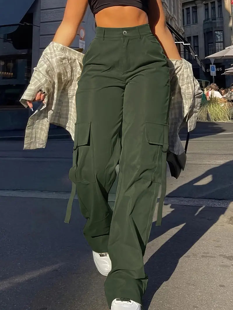 Pantalón cargo de moda para mujer, toque elegante y actual.