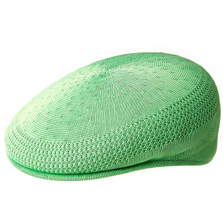 Moda de verano: Gorra Plana Ventair 504 en tono tierra, transpirable y cómoda para el hombre.