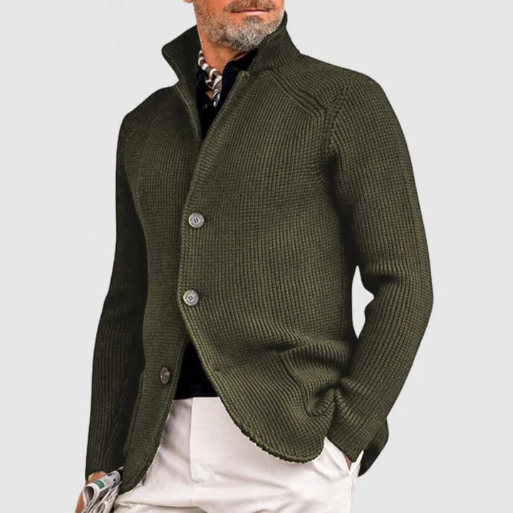 Chaqueta de punto con cuello alto para hombre, diseño clásico y ajuste moderno. Abrigo elegante para invierno.