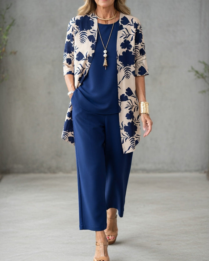 Conjunto elegante mujer 3 piezas: chaqueta floral, top y pantalón fluido. Ideal para un look sofisticado y cómodo.