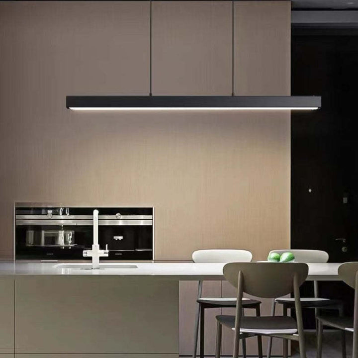 Iluminación LED regulable, lámpara colgante lineal Nexis negra y marrón. Para un hogar moderno.