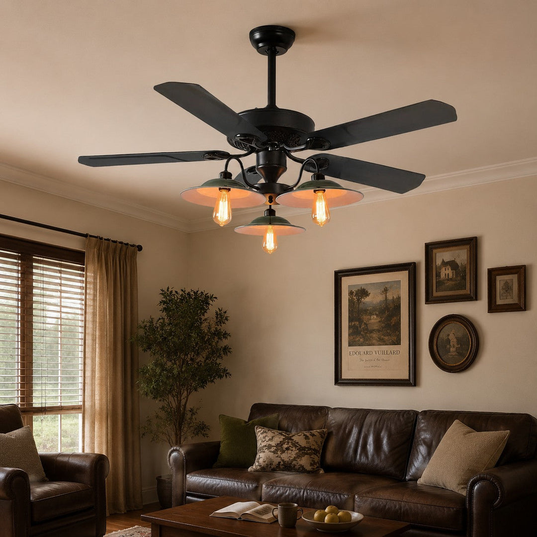 Ventilador de techo industrial con luz, palas de hierro duraderas. Ideal para ambientes modernos y frescos.