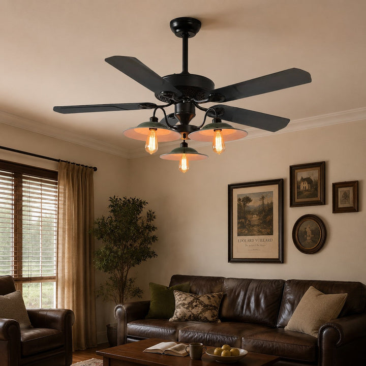 Ventilador de techo industrial con luz, palas de hierro duraderas. Ideal para ambientes modernos y frescos.
