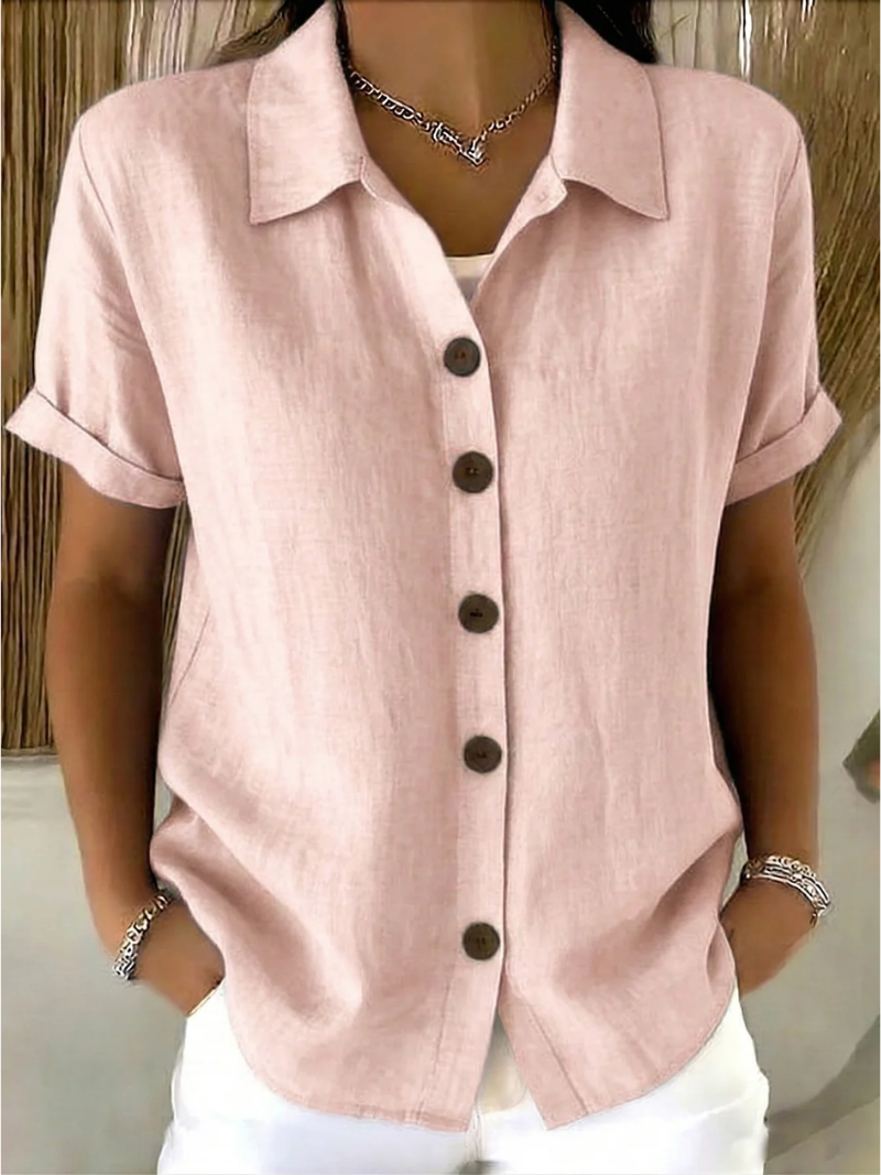 Blusa de mujer casual con botones, estilo elegante. Prenda cómoda y fresca para primavera y verano.
