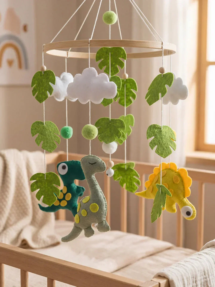Móvil de madera natural compacto para cuna de bebé, decoración infantil.