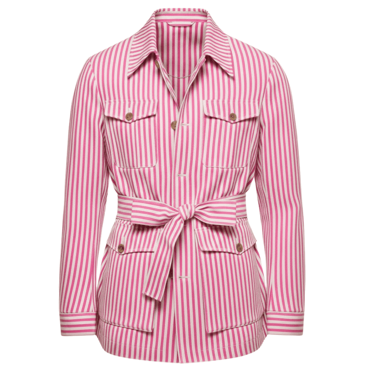 Chaqueta safari de hombre, cinturón ajustable y cuatro bolsillos. Perfecta para moda casual masculina.