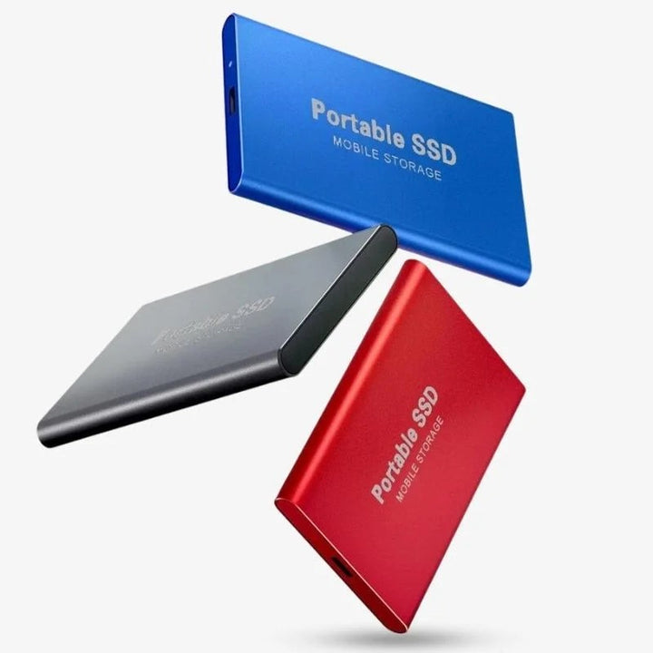 SSD portátil compacto negro con conexión USB 3.1 para transferencia ultrarrápida de datos.