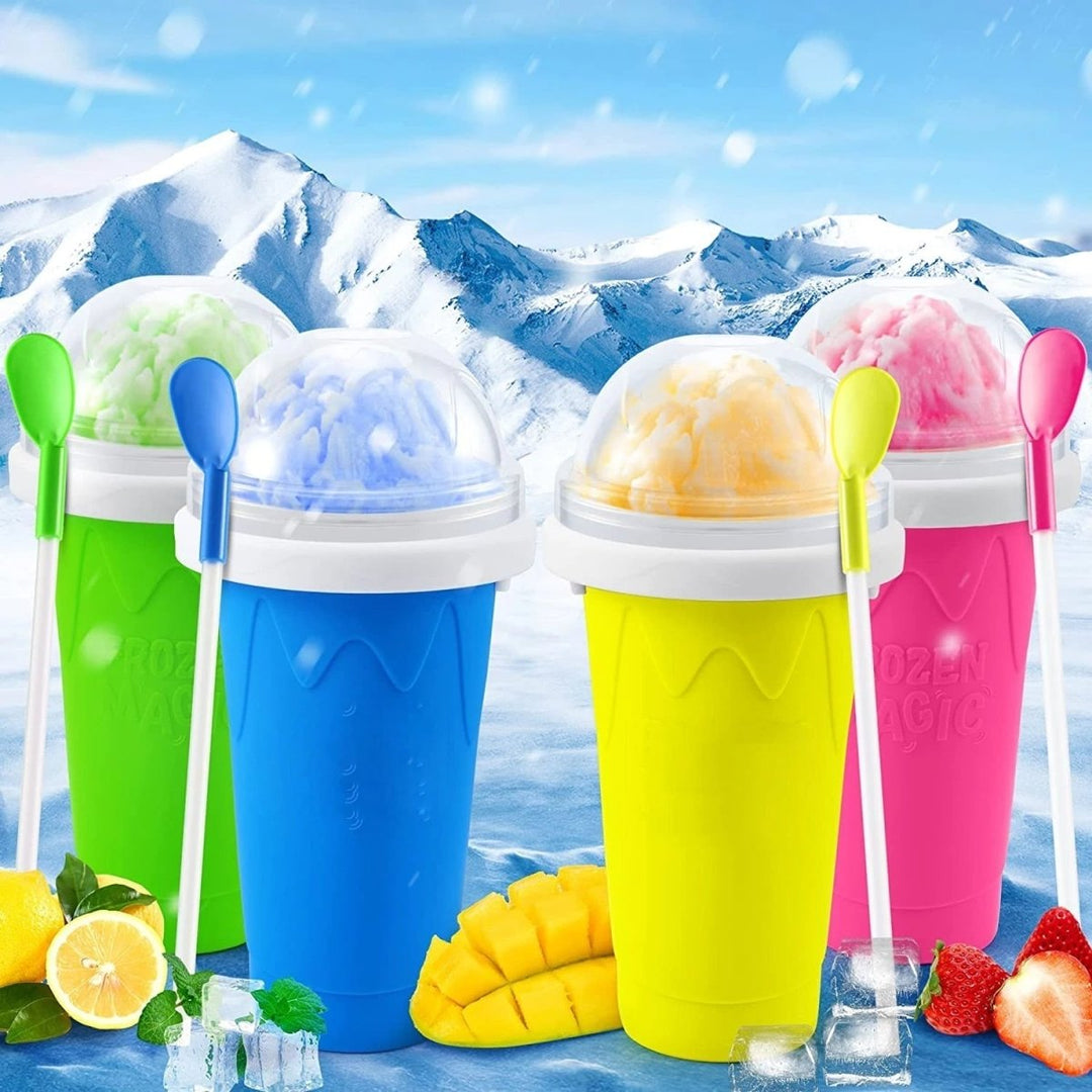 Vaso granizador versátil para crear batidos y bebidas frías refrescantes, un regalo original para la cocina.