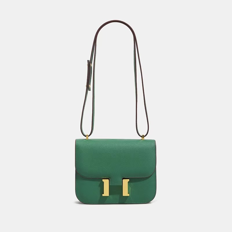 Elegante bolso de hombro ligero de poliéster para mujer, perfecto para el verano.