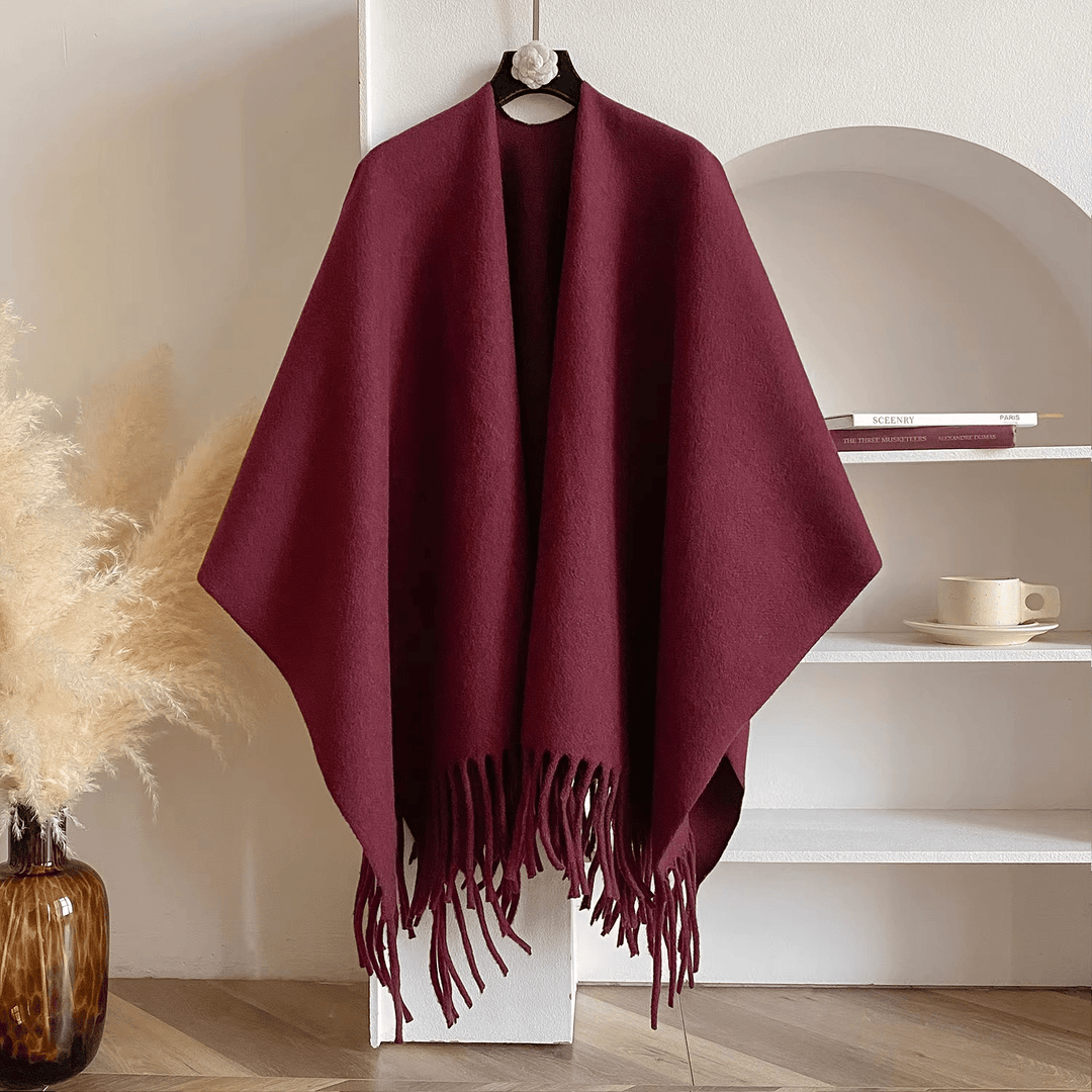 Accesorios de moda: poncho reversible para mujer. Añade un toque de estilo y calidez a tu atuendo de otoño/invierno.
