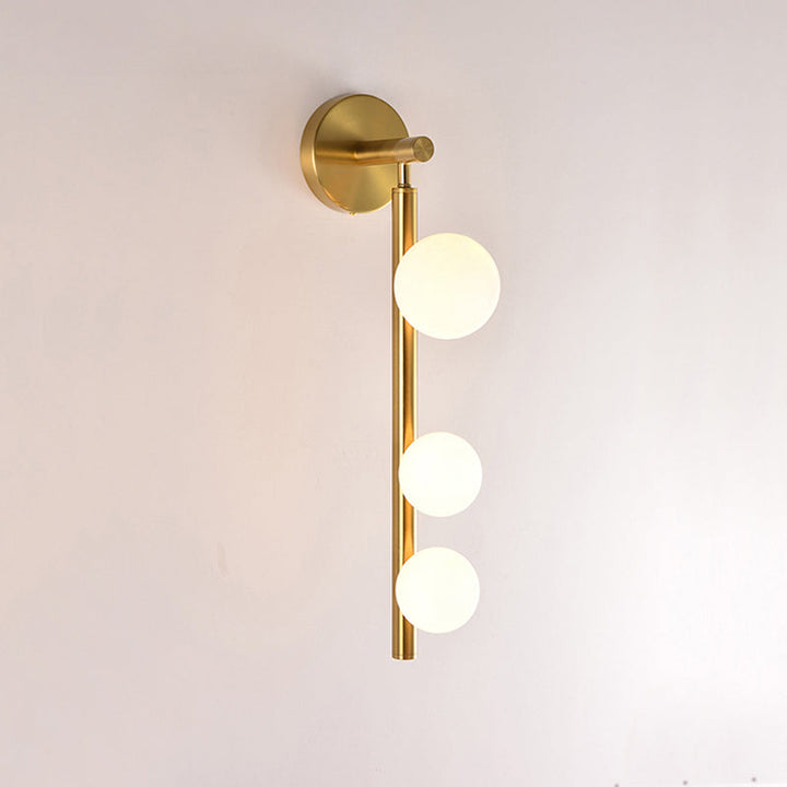 Luz moderna LED de pared Sona, con esfera de vidrio. Ideal para decoración y ambiente en cualquier espacio interior.