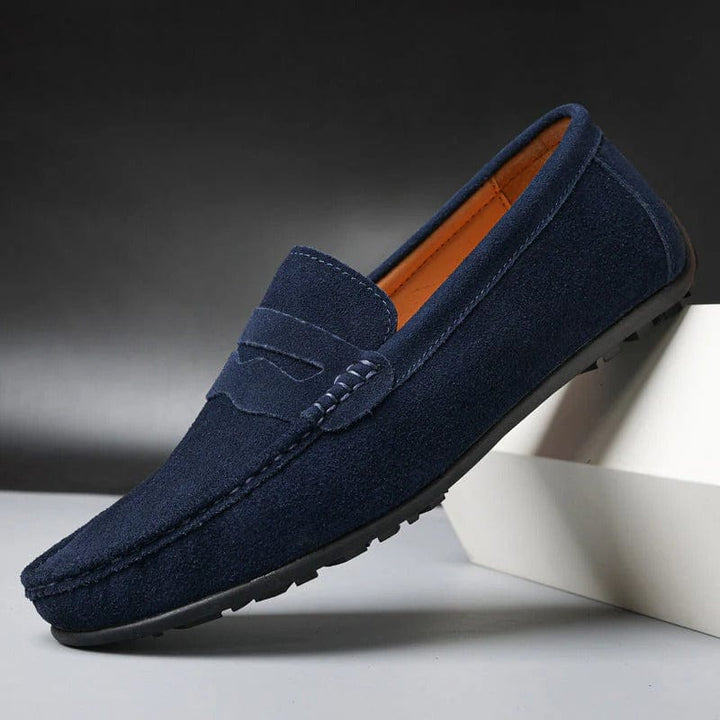 Zapatos mocasines de hombre con confort superior y suela antideslizante, perfectos para estilo clásico.
