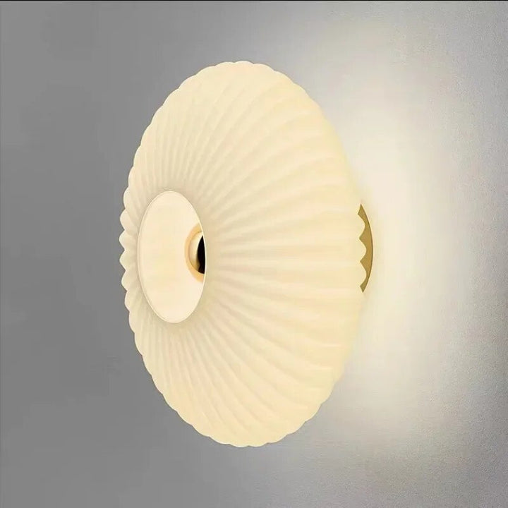 Iluminación decorativa: Lámpara de pared de vidrio ondulado, luz cálida para dormitorio y sala de estar.