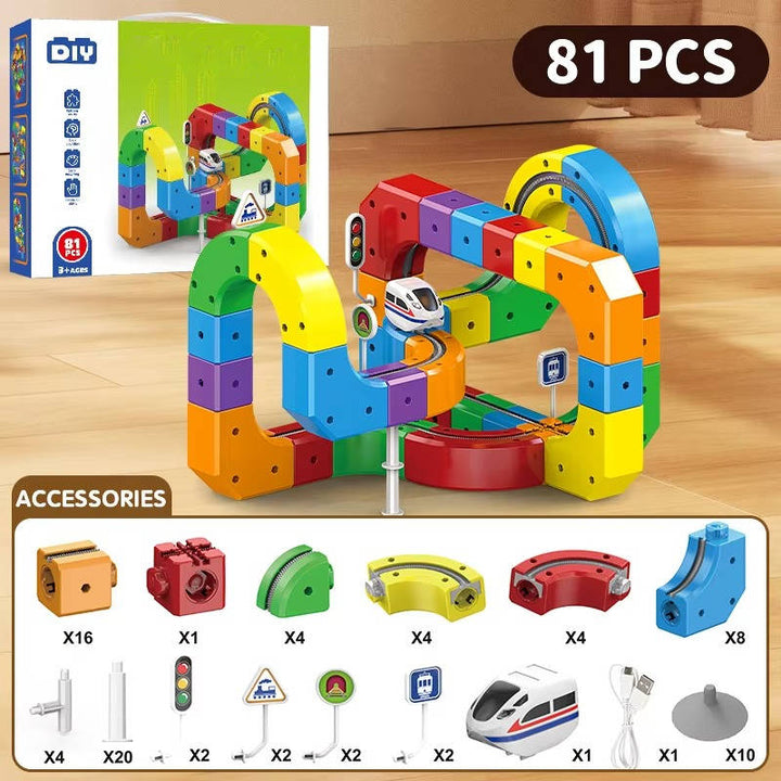 Diversas configuraciones de pistas de tren magnético, un juguete modular para juego creativo infantil.