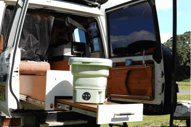 Lavadora de viaje compacta, diseño plegable para ahorrar espacio. Perfecta para caravanas y hogares.