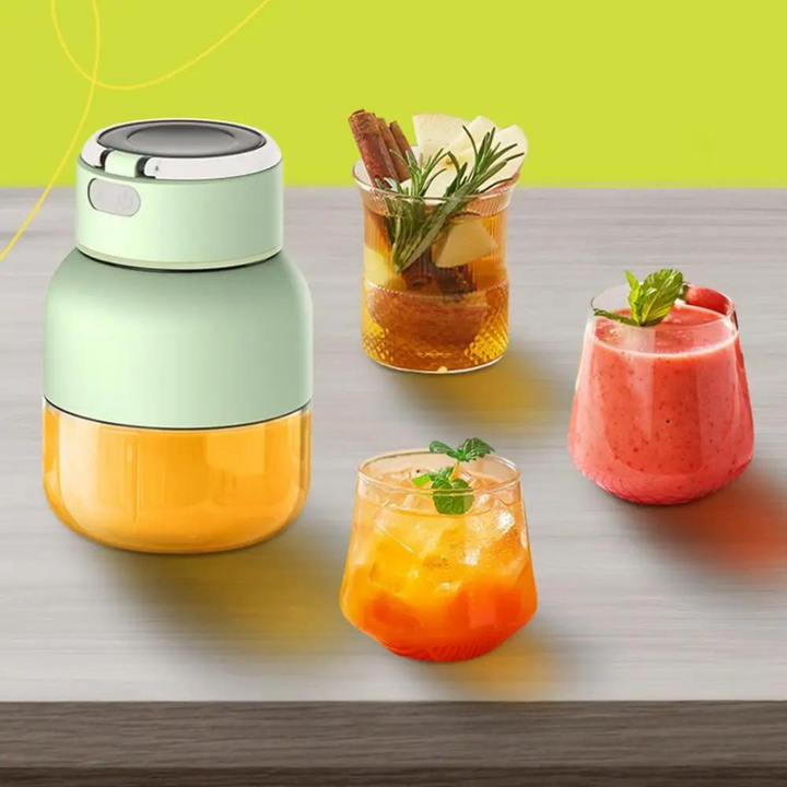 Mezclador y extractor de jugos 2 en 1, un electrodoméstico portátil esencial para tu cocina y bienestar.