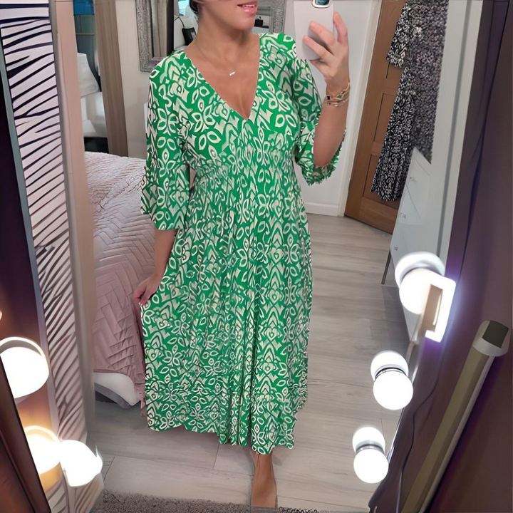 Vestido de mujer estilo libre bohemio con estampado colorido, suelto y cómodo, perfecto para look casual.