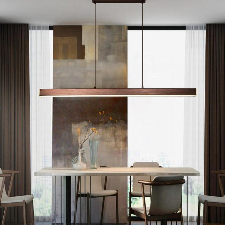 Lámpara de techo Nexis LED, diseño lineal minimalista en negro y marrón. Para un ambiente moderno.