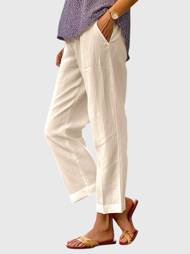 Pantalones Ángela azules para mujer, elegantes y cómodos, ideales para un estilo atemporal de verano y oficina.