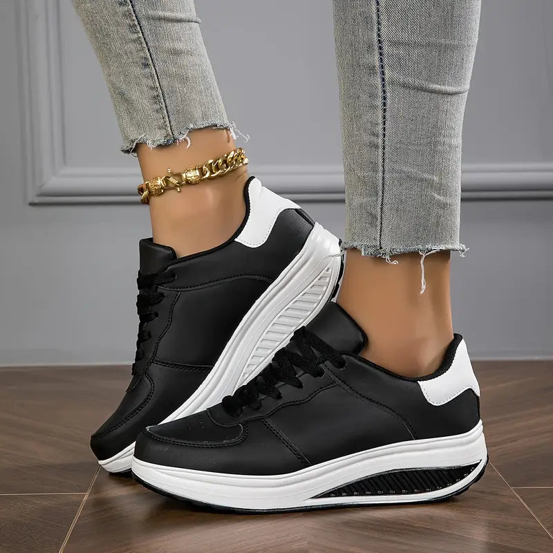 Zapatillas de mujer con cordones y plataforma, cómodas para un estilo casual y diario.