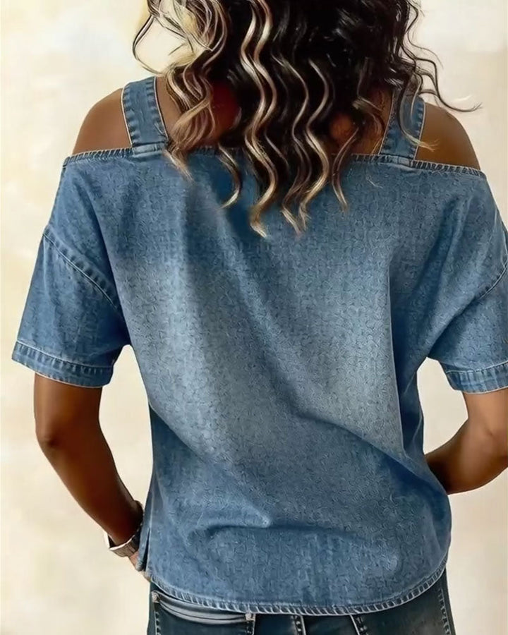 Top de mezclilla azul para mujer, estilo moderno y elegante, perfecto para un outfit relajado.