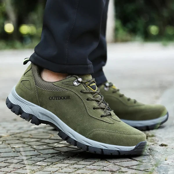 Zapatos ortopédicos para hombre. Calzado cómodo que alivia el dolor de pies y mejora la postura diaria.
